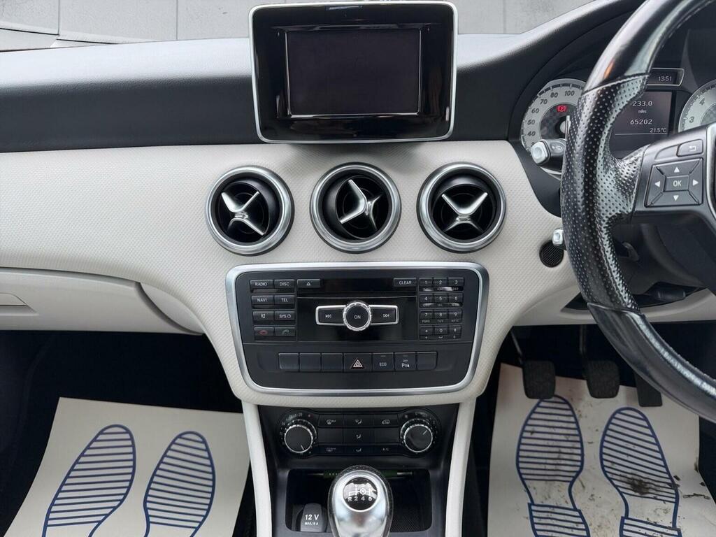 Mercedes-Benz A Class Hatchback 1.5 Silver #8