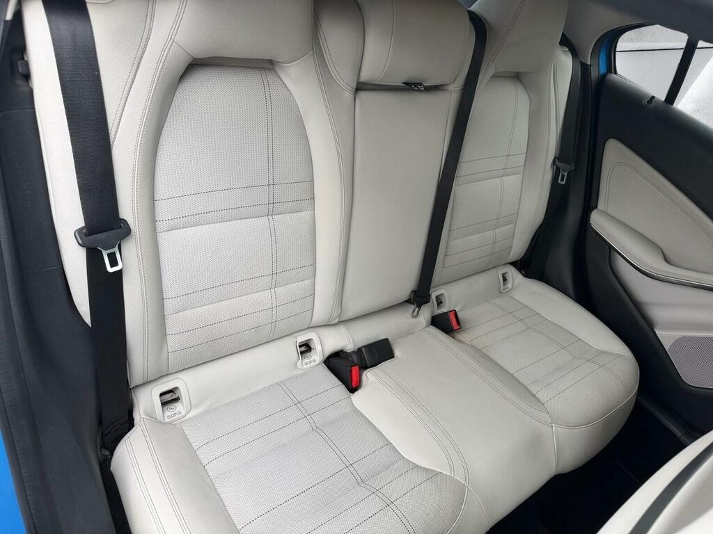 Mercedes-Benz A Class Hatchback 1.5 Silver #11