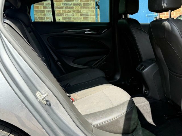 Vauxhall Insignia White #21