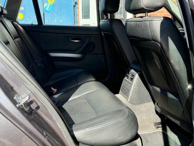 BMW 3 Series 2.0 320D Es Euro 4 Grey #24
