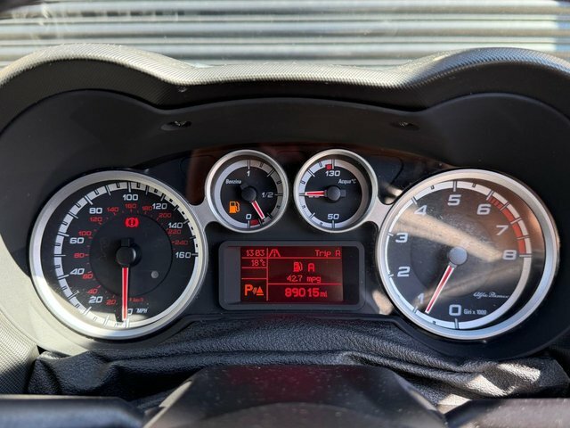 Alfa Romeo MiTo Mito Sprint Twinair Red #26