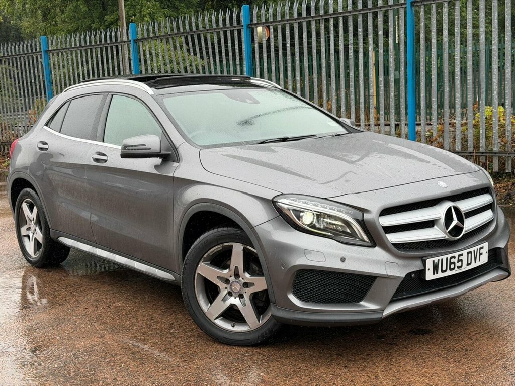 Mercedes-Benz GLA Class Suv Black #1