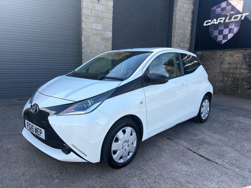 Toyota Aygo 1.0 Vvt-i X-play Euro 5 Euro 5 White #5