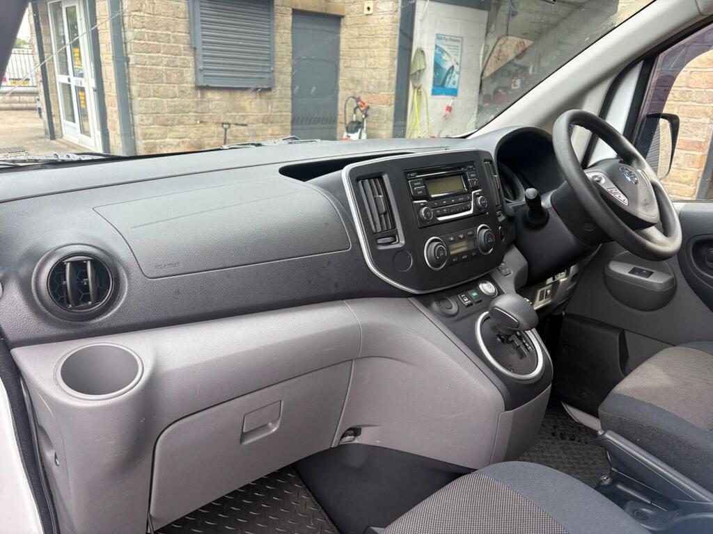 Nissan e-NV200 E Acenta Combi Black #15
