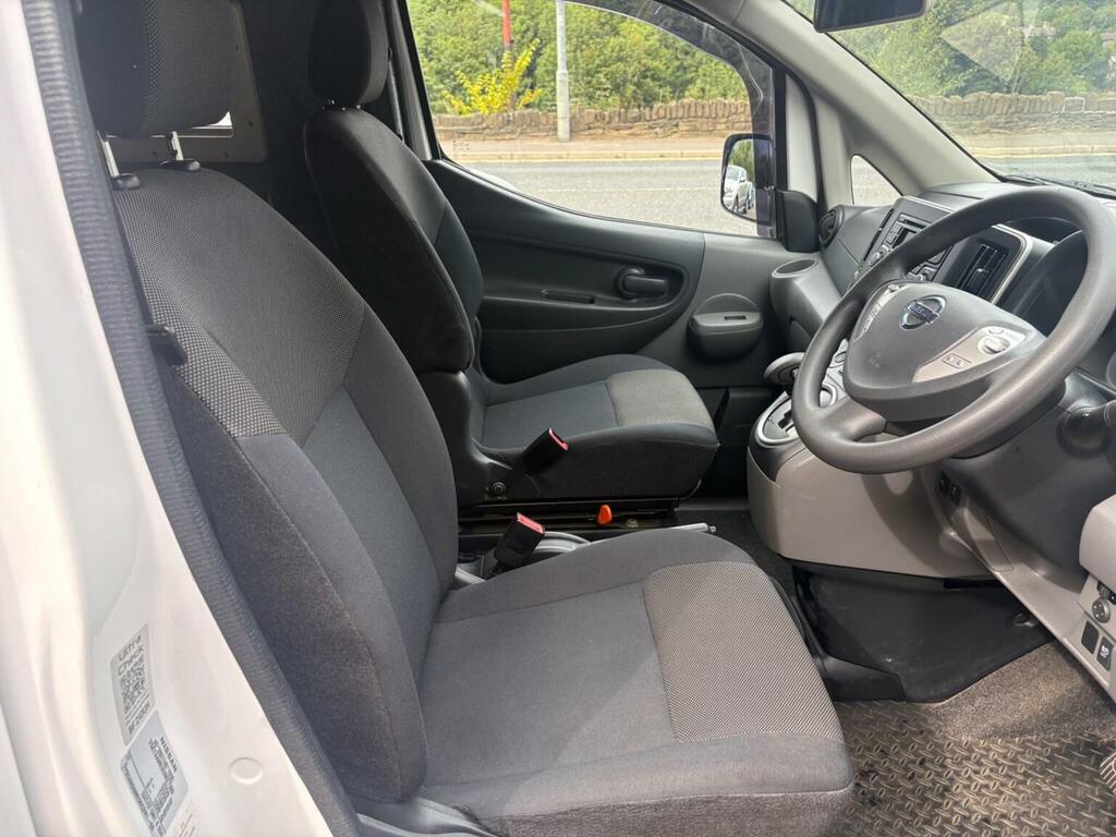 Nissan e-NV200 E Acenta Combi Black #12