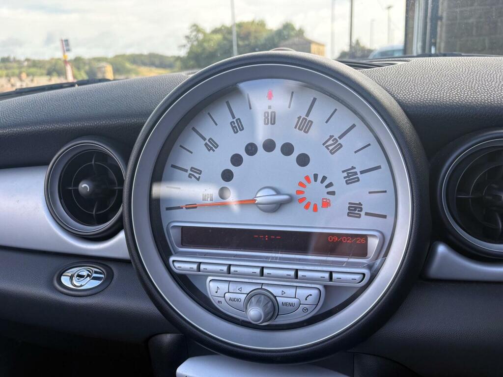 Mini Convertible 1.6 Cooper D Euro 5 Ss White #23