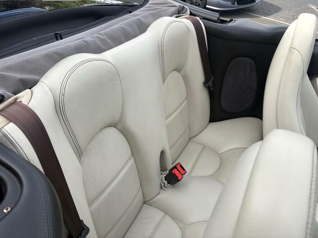Jaguar XK8 Coupe 4.0 V8 Coupe Silver #24