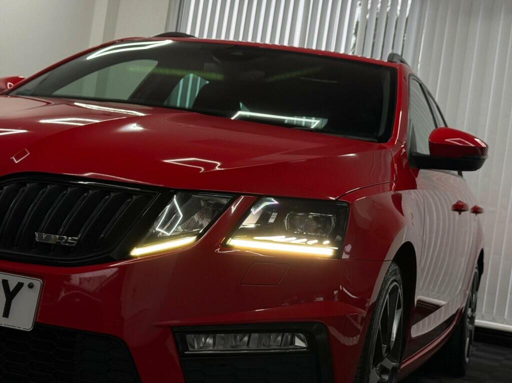 Skoda Octavia 2.0 Tdi Vrs Dsg Euro 6 Ss Red #3