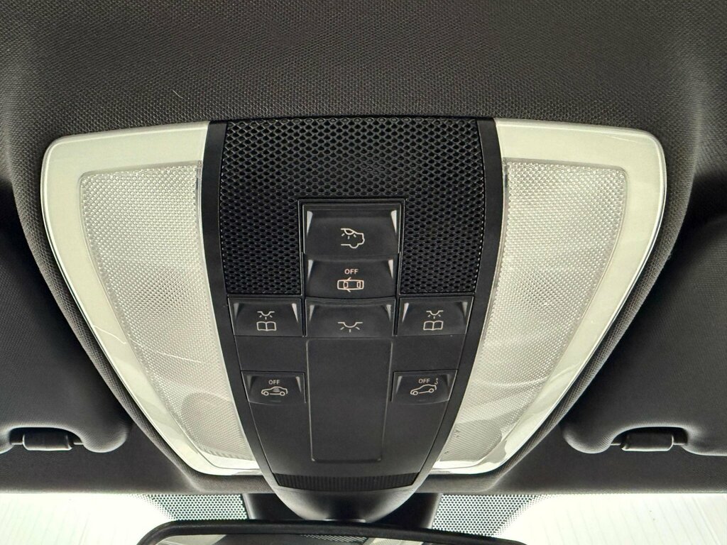 Mercedes-Benz C Class C200 Kompressor Elegance Silver #31