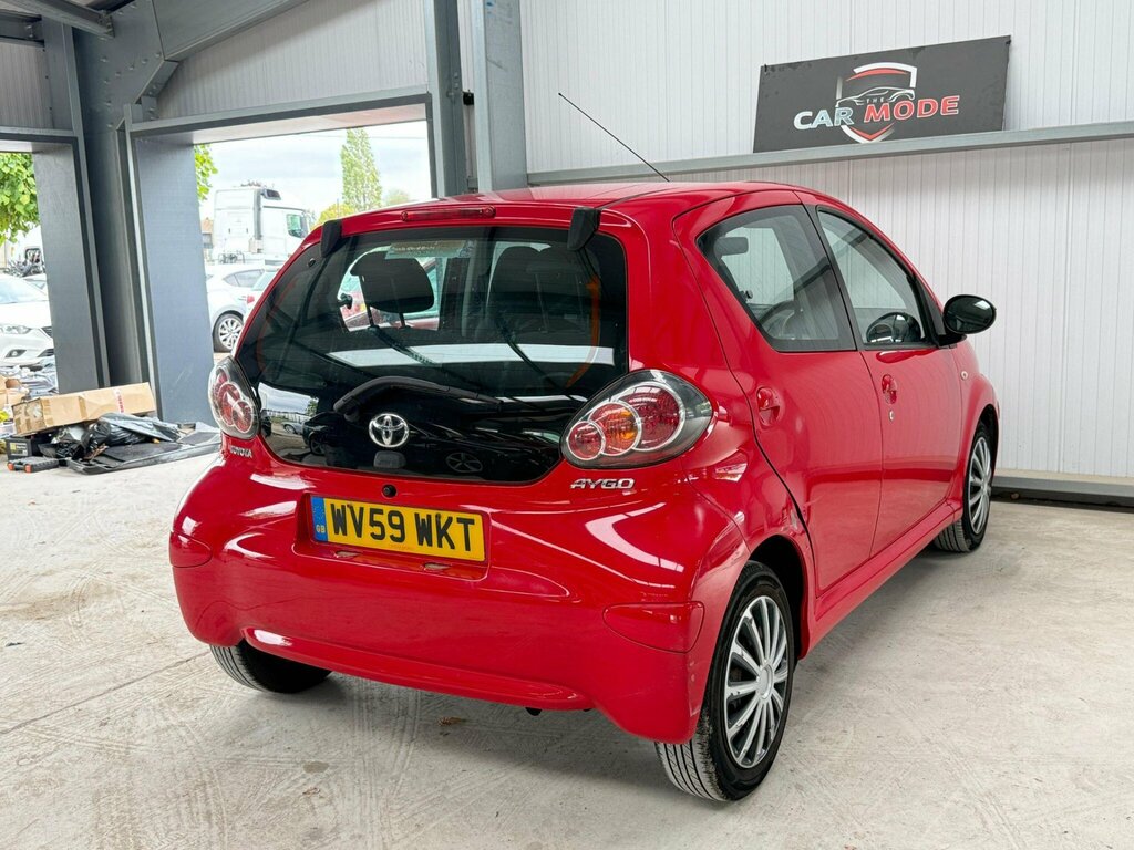 Toyota Aygo 1.0 Vvt-i Euro 4 Red #4