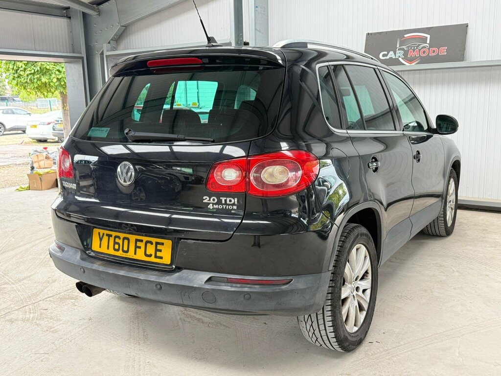 Volkswagen Tiguan 2.0 Tdi Match 4Wd Euro 5 Black #4