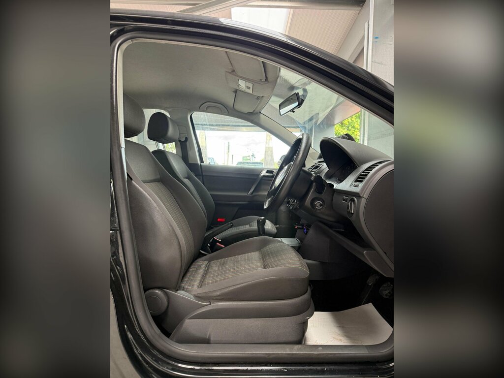 Volkswagen Polo Hatchback Black #13