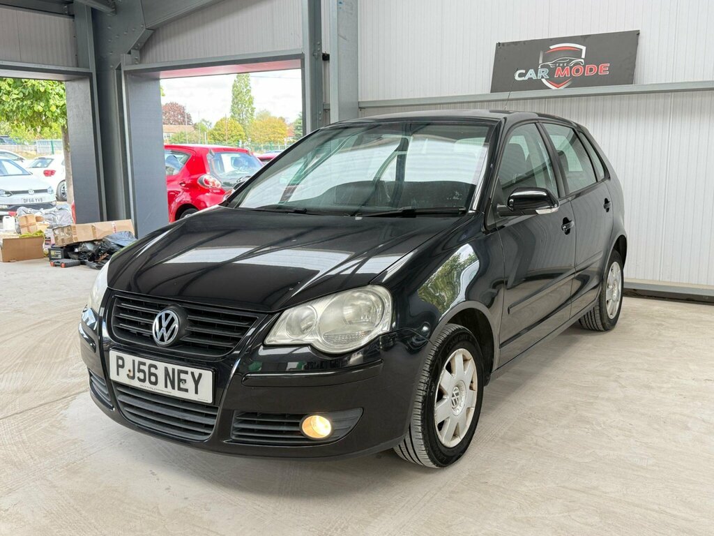 Volkswagen Polo Hatchback Black #10