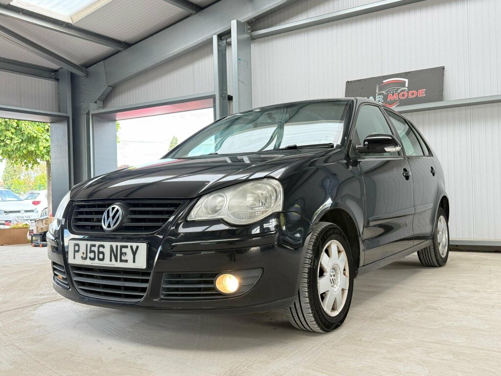 Volkswagen Polo Hatchback Black #9