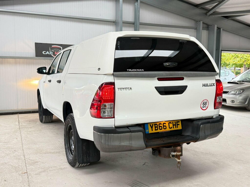 Toyota HILUX 2.4 D-4d Active 4Wd Euro 6 White #5