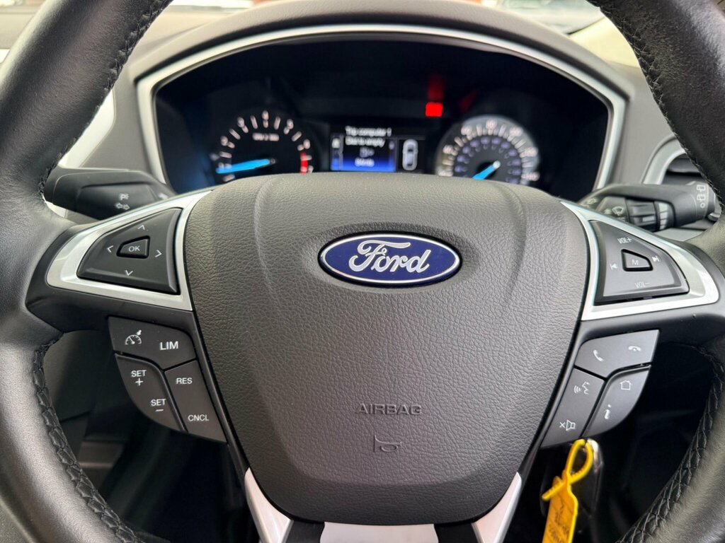 Ford Mondeo 2.0 Tdci Titanium Hatchback Powershift Red #41