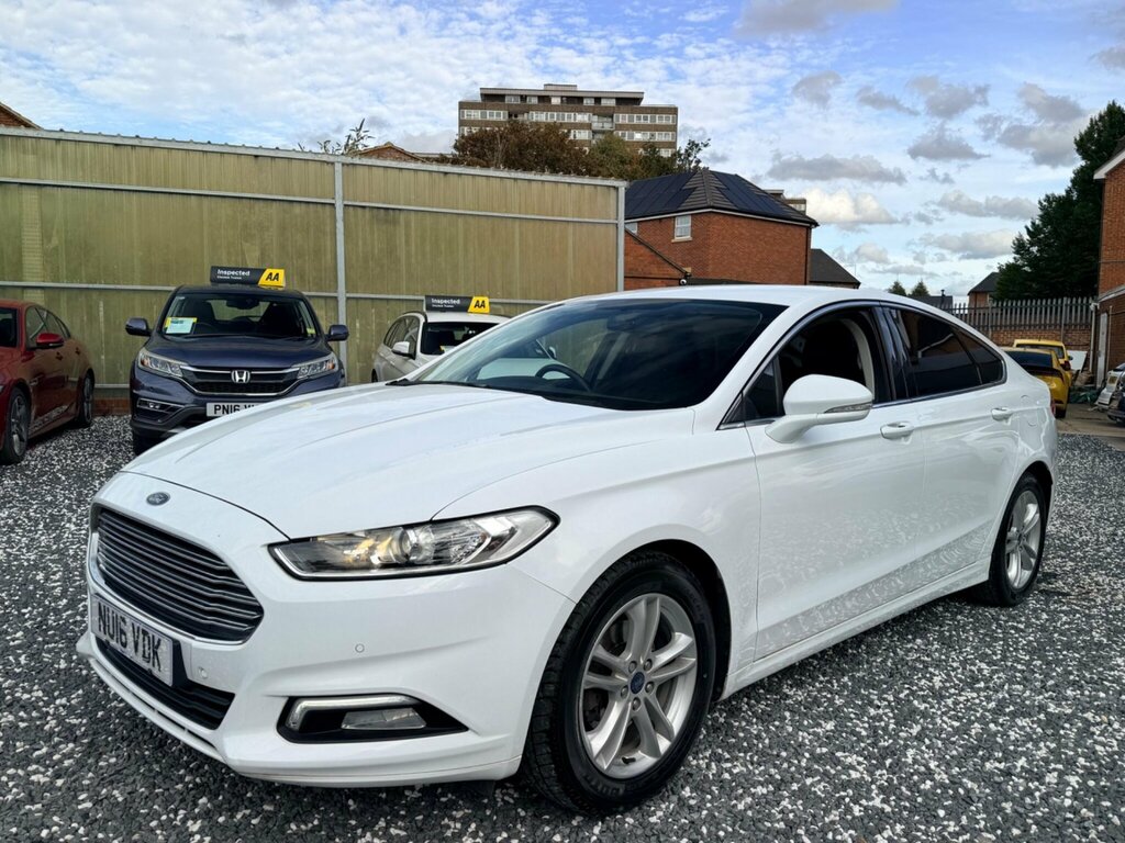 Ford Mondeo 2.0 Tdci Titanium Hatchback Powershift Red #10