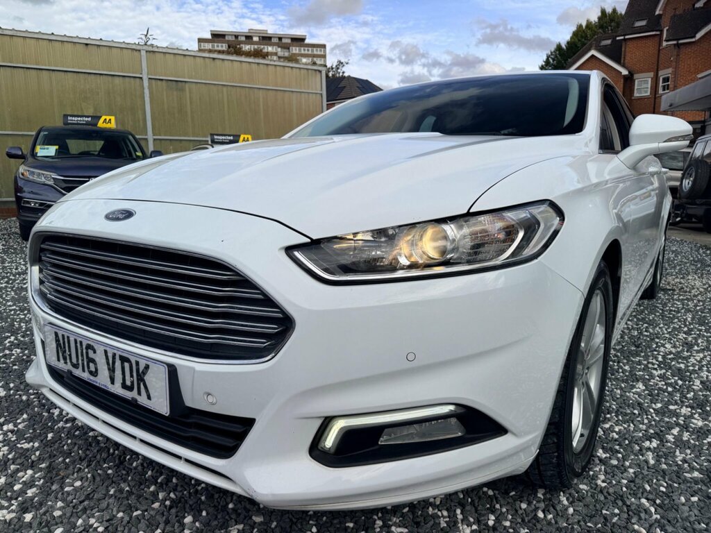 Ford Mondeo 2.0 Tdci Titanium Hatchback Powershift Red #17