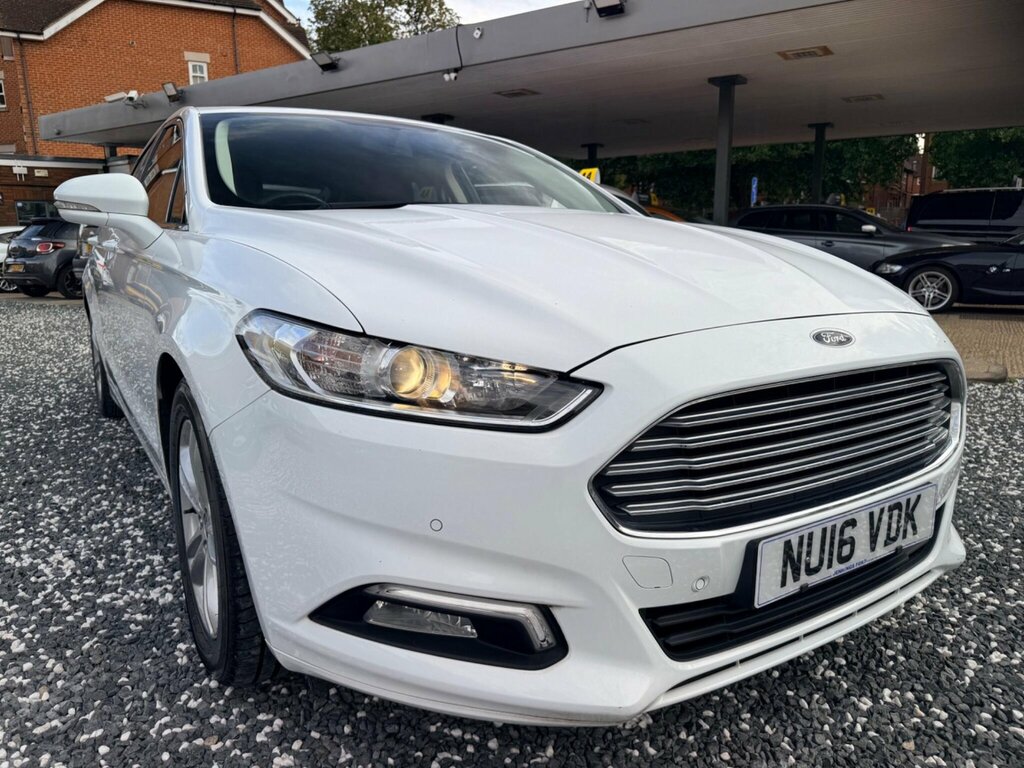Ford Mondeo 2.0 Tdci Titanium Hatchback Powershift Red #11