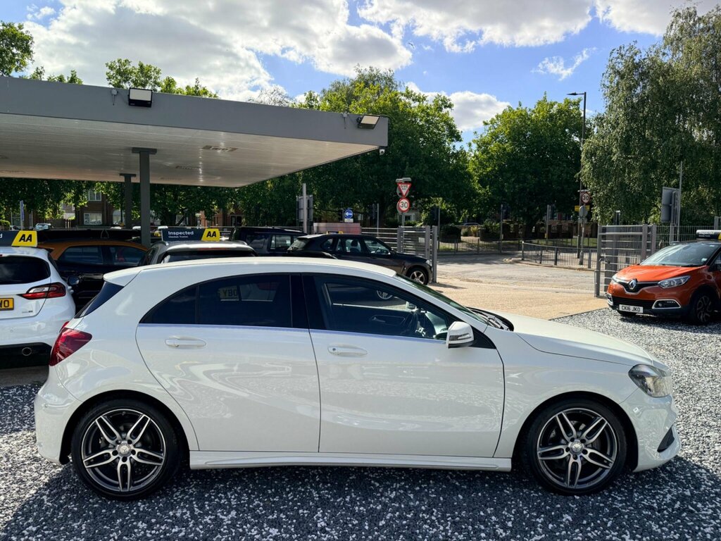 Mercedes-Benz A Class 2.1 A200d Amg Line Executive 7G-dct Euro 6 Ss White #3