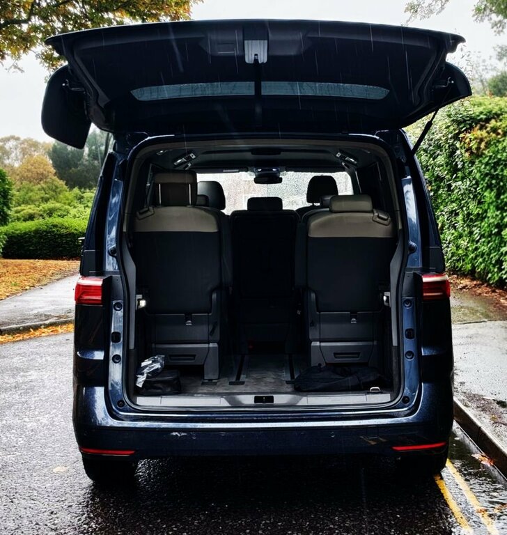 Volkswagen Multivan 1.4L Life Blue #6