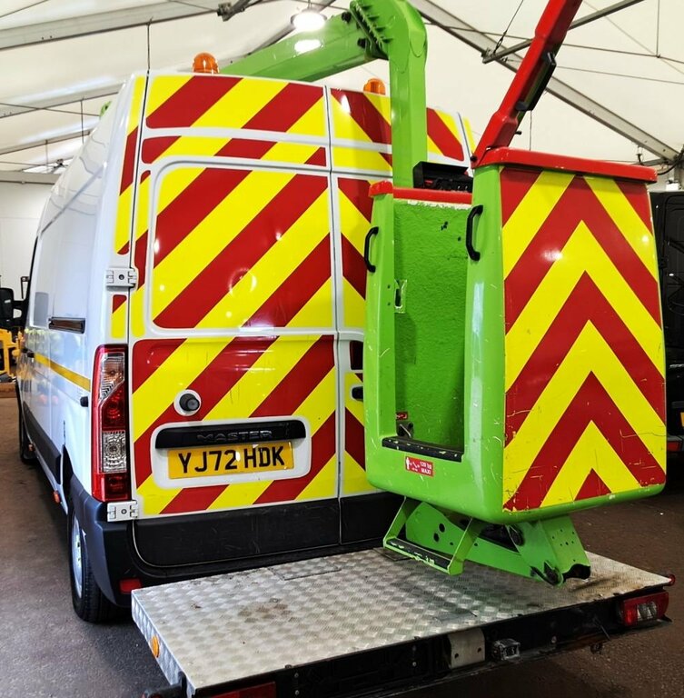 Renault Master Diesel White #3