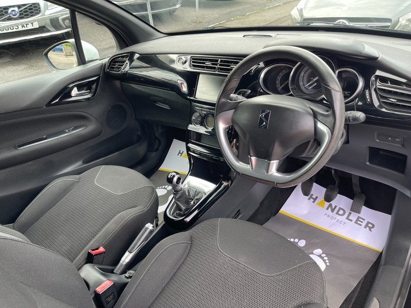 DS DS 3 Ds 3 1.6 Bluehdi Dstyle Nav Hatchback M Black #23