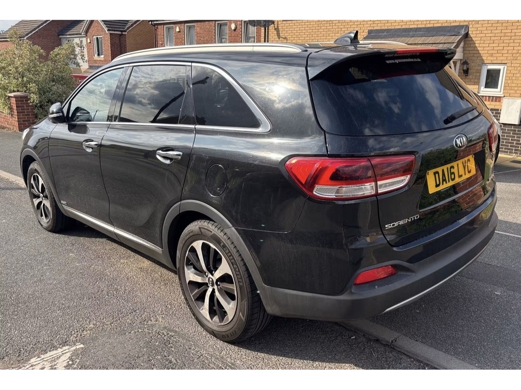 Kia Sorento Crdi Kx-3 Black #4