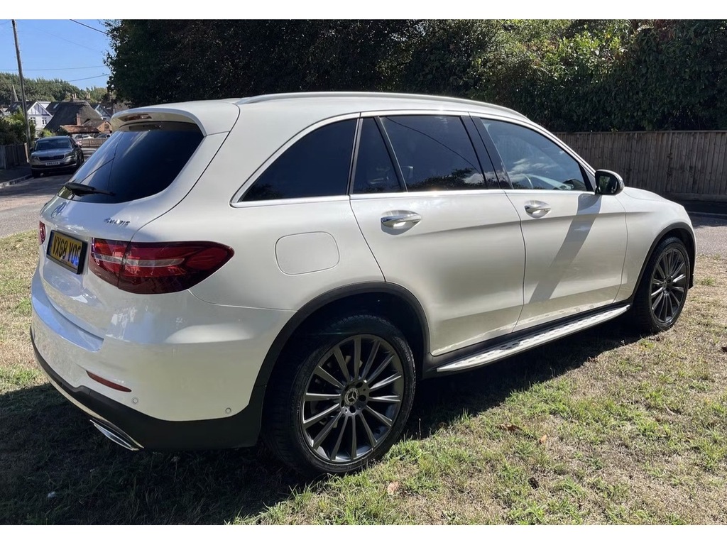 Mercedes-Benz GLC Class Glc250 Amg Line White #3