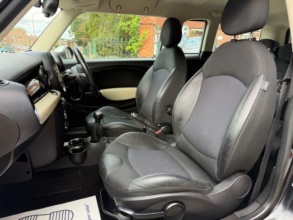 Mini Clubman 1.6 Cooper D 112 Bhp Green #25