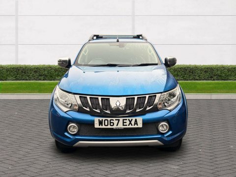 Mitsubishi L200 2018 67 2.4 Blue #2