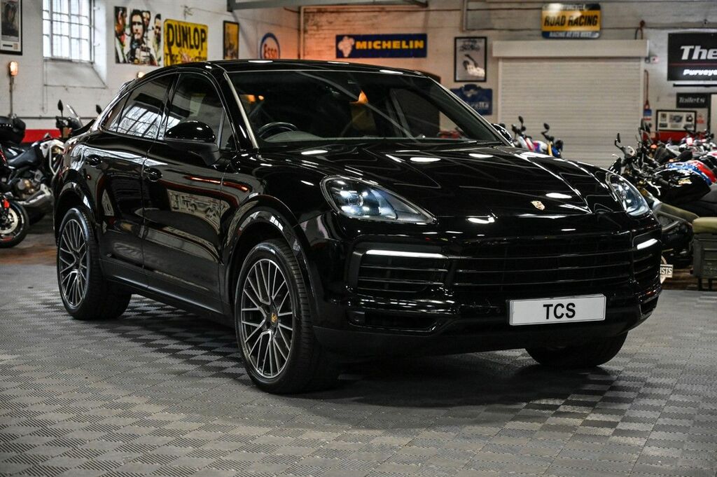 Porsche Cayenne 3.0T V6 Coupe Pan Roof Bose 21 Alloys Sports Chro Black