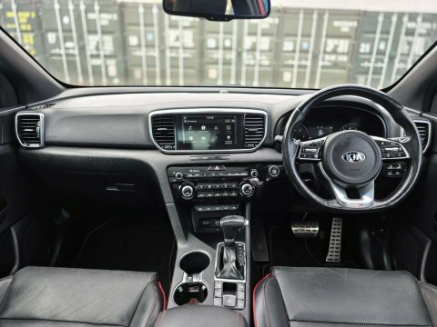 Kia Sportage 2.0 Crdi Ecodynamics BP68UAC Red #6