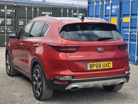 Kia Sportage 2.0 Crdi Ecodynamics BP68UAC Red #5