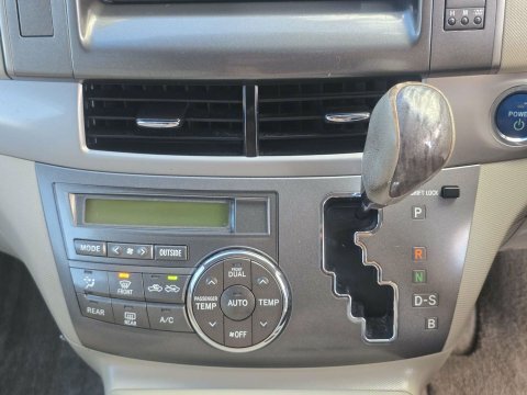 Toyota Estima 2.4 E 7 Silver #32