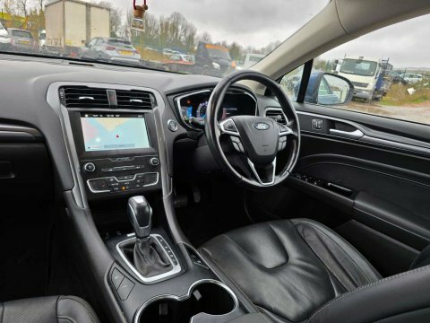 Ford Mondeo  Black #45