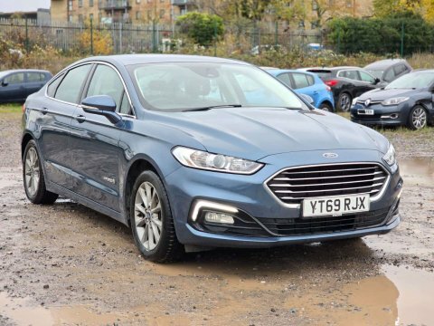 Ford Mondeo  Black #25