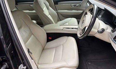 Volvo S90 2.0 T4 Momentum Black #5