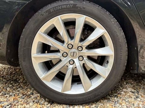 Volvo S90 T4 Momentum Black #11