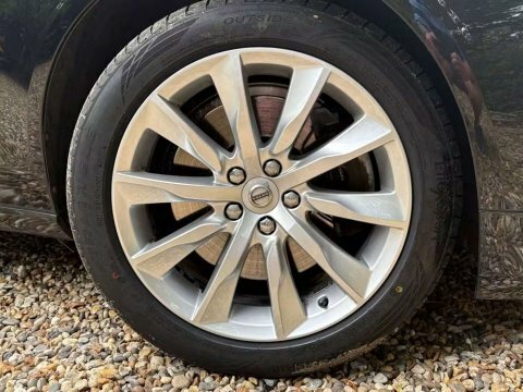 Volvo S90 T4 Momentum Black #10