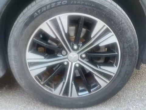 Mitsubishi Eclipse Cross 1.5 4 Cvt 4Wd Black #9