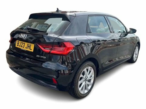 Audi A1 1.0 Tfsi 25 Black #3