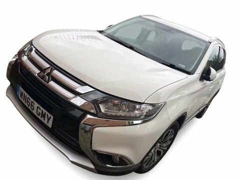 Mitsubishi Outlander 2.2 Di-d Gx3 White #2