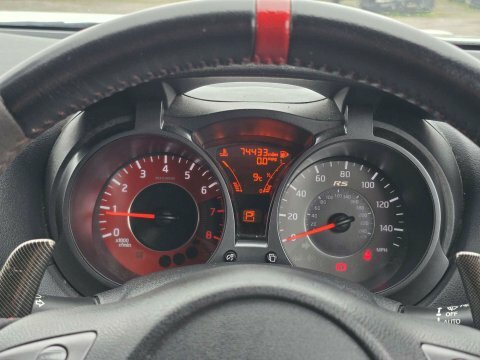 Nissan Juke Tekna Silver #28