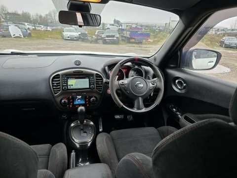 Nissan Juke Tekna Silver #38