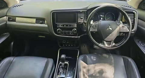 Mitsubishi Outlander Outlander 4Hs Phev Cvt White #7