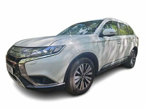 Mitsubishi Outlander 2.0 Mivec 4 White #2