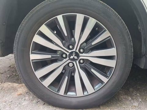 Mitsubishi Outlander Outlander 4Hs Phev Cvt White #10