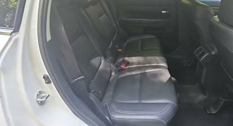 Mitsubishi Outlander 2.0 Mivec 4 White #6