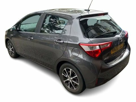 Toyota Yaris 1.5 Vvt-h Icon Grey #3